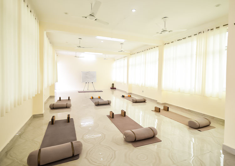 Spiritual stay at rishikesh ashtanga yoga school